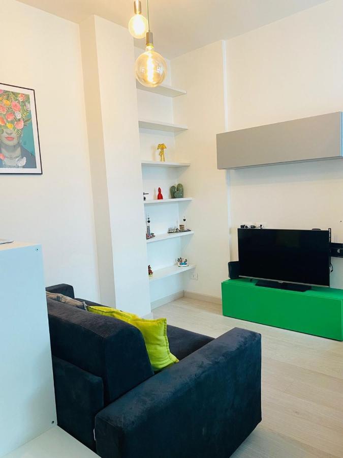 Torino Centro - La Casa Di Zoe Appartement Buitenkant foto
