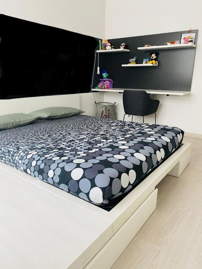 Torino Centro - La Casa Di Zoe Appartement Buitenkant foto