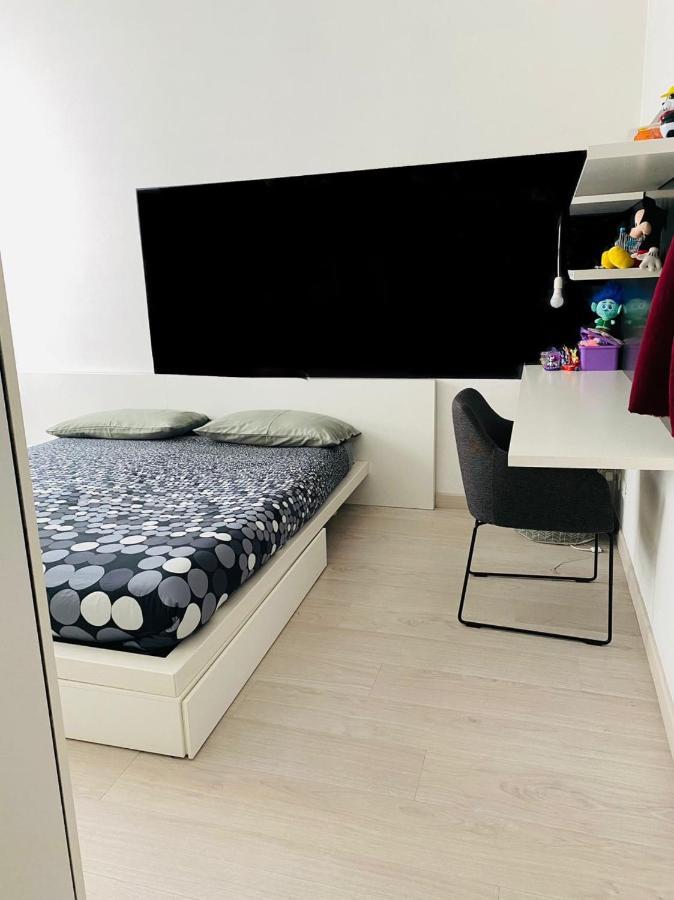 Torino Centro - La Casa Di Zoe Appartement Buitenkant foto