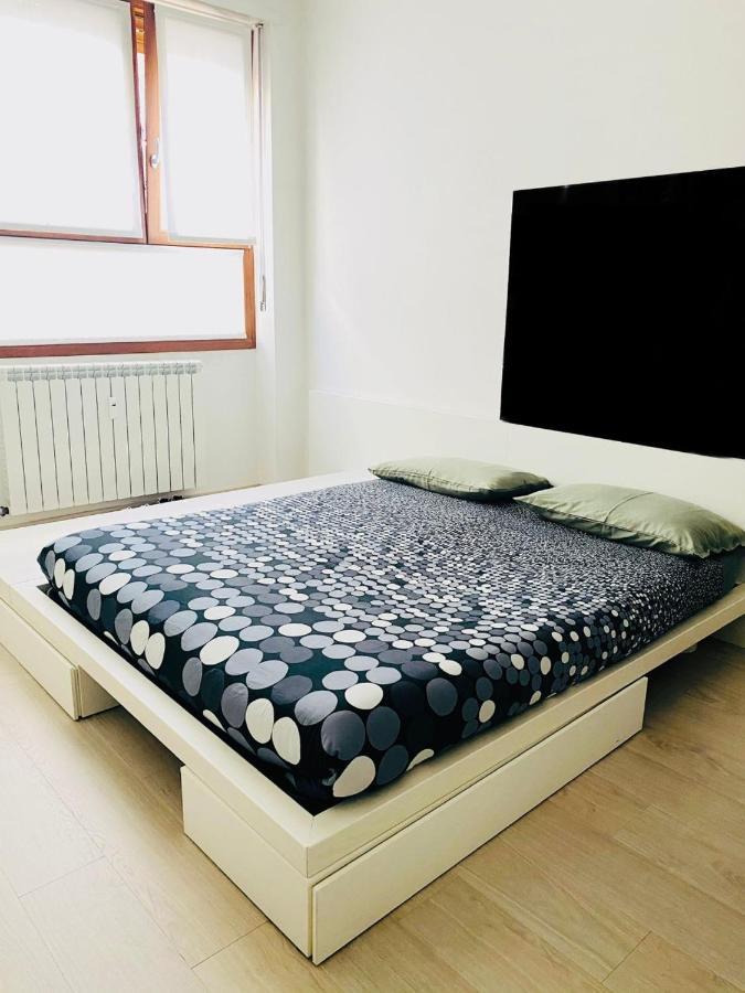 Torino Centro - La Casa Di Zoe Appartement Buitenkant foto